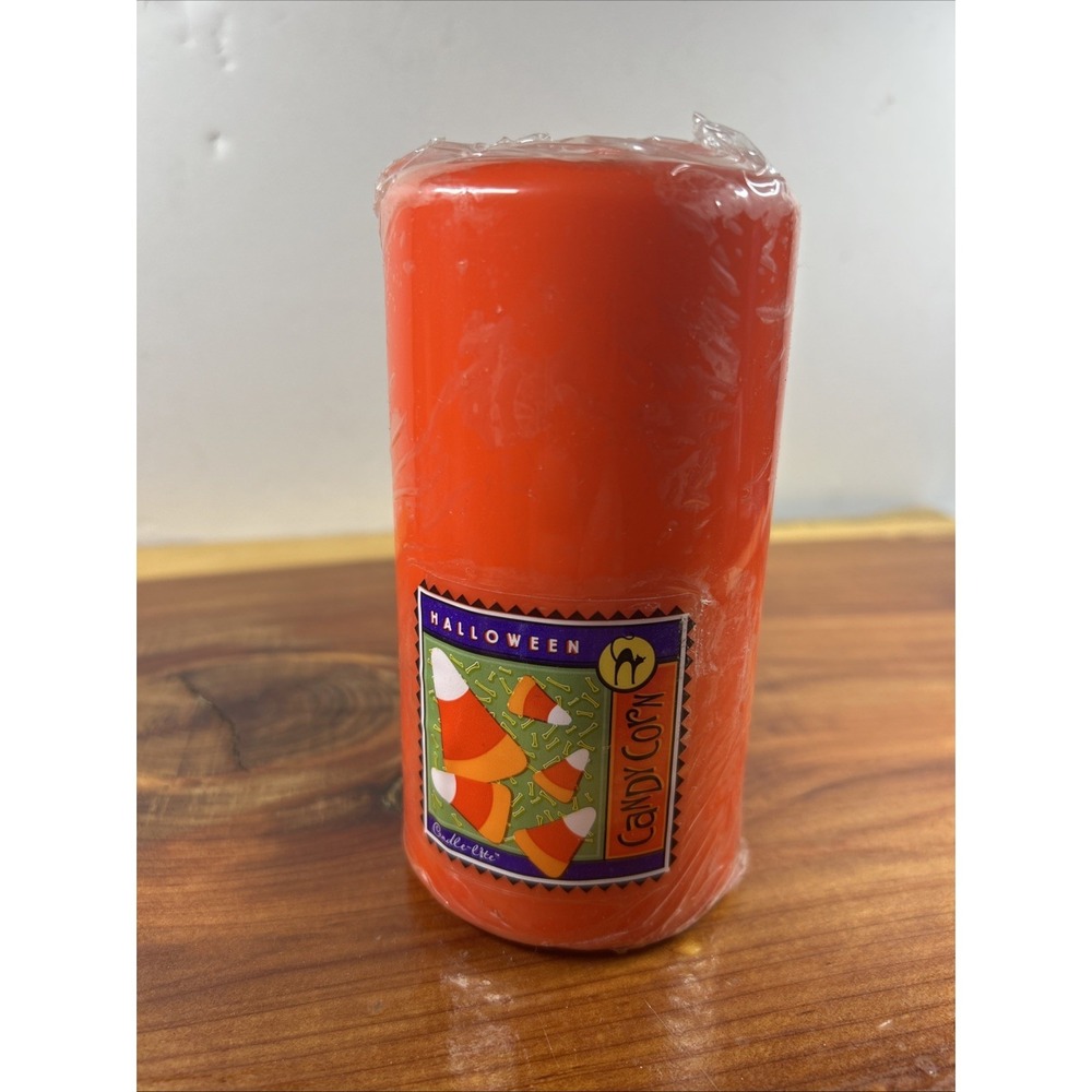 Vtg Candle-Lite Company Candy Corn 5 1/2 LARGE Halloween Candle NOS - Picture 1 of 6